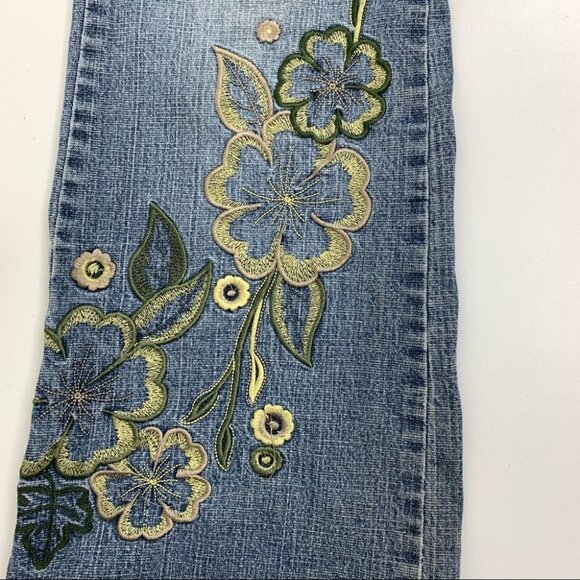 Industry Supply Co. Floral Embroidered Jeans size  30 - Picture 6 of 13